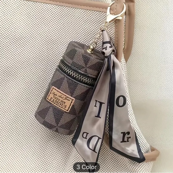 SVICCKO LIPSTICK 💄 ORGANIZER 2 PIECE - Picture 6 of 9